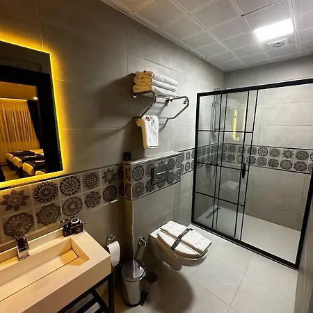 Hotel The Great Airport