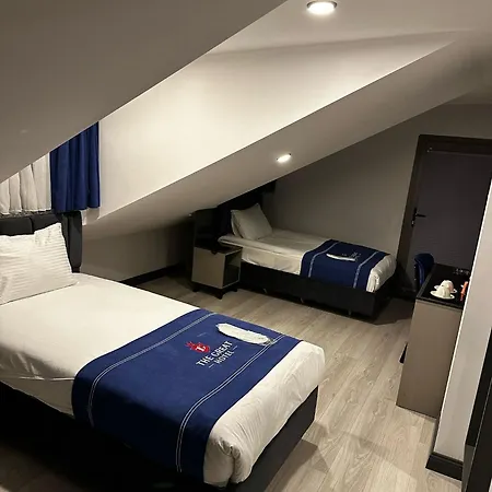 Hotel The Great Airport