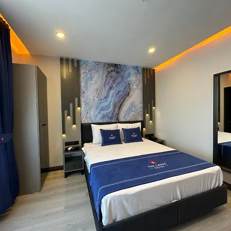 The Great Airport Otel