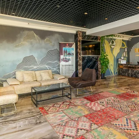 The Great Airport & Restaurant Arnavutkoy